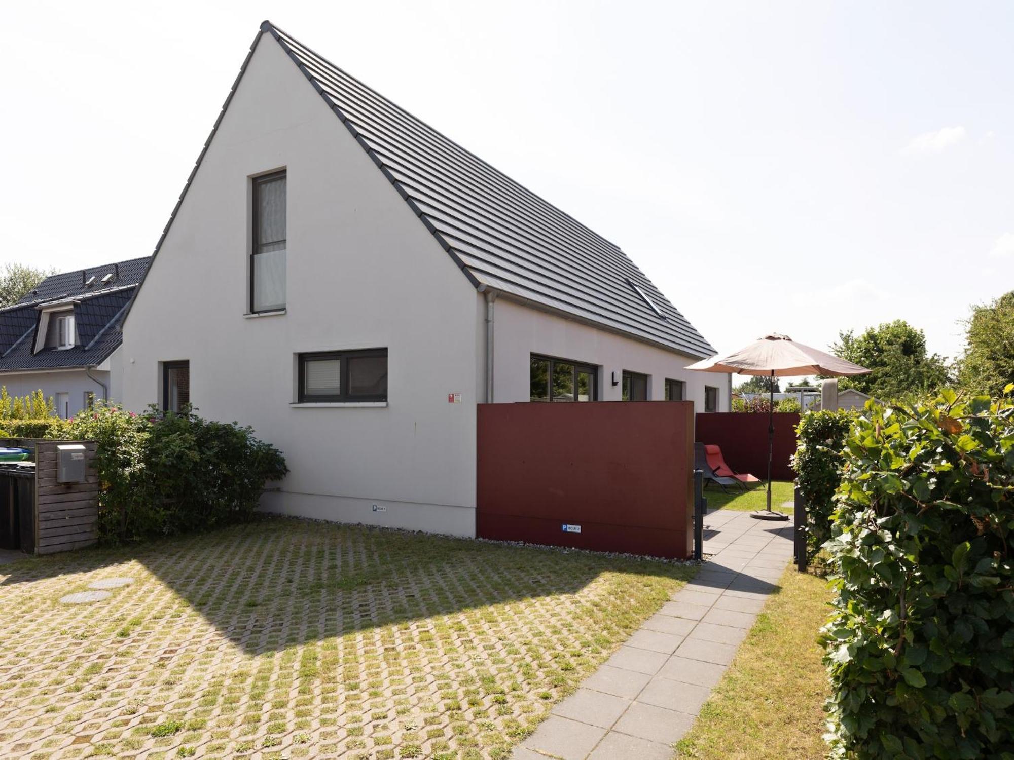 Pleasant Holiday Home In Zierow Near Sea Zewnętrze zdjęcie