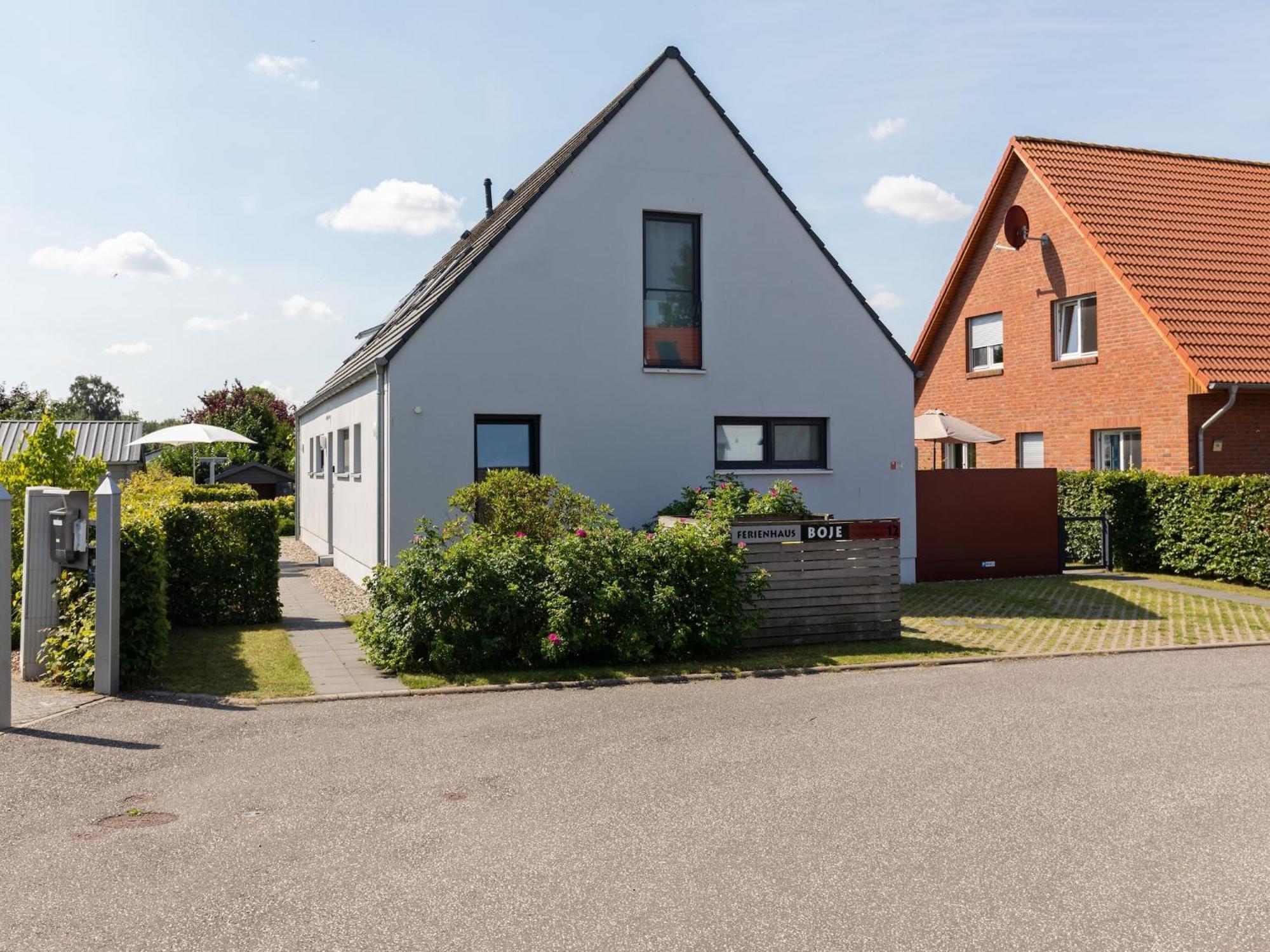 Pleasant Holiday Home In Zierow Near Sea Zewnętrze zdjęcie