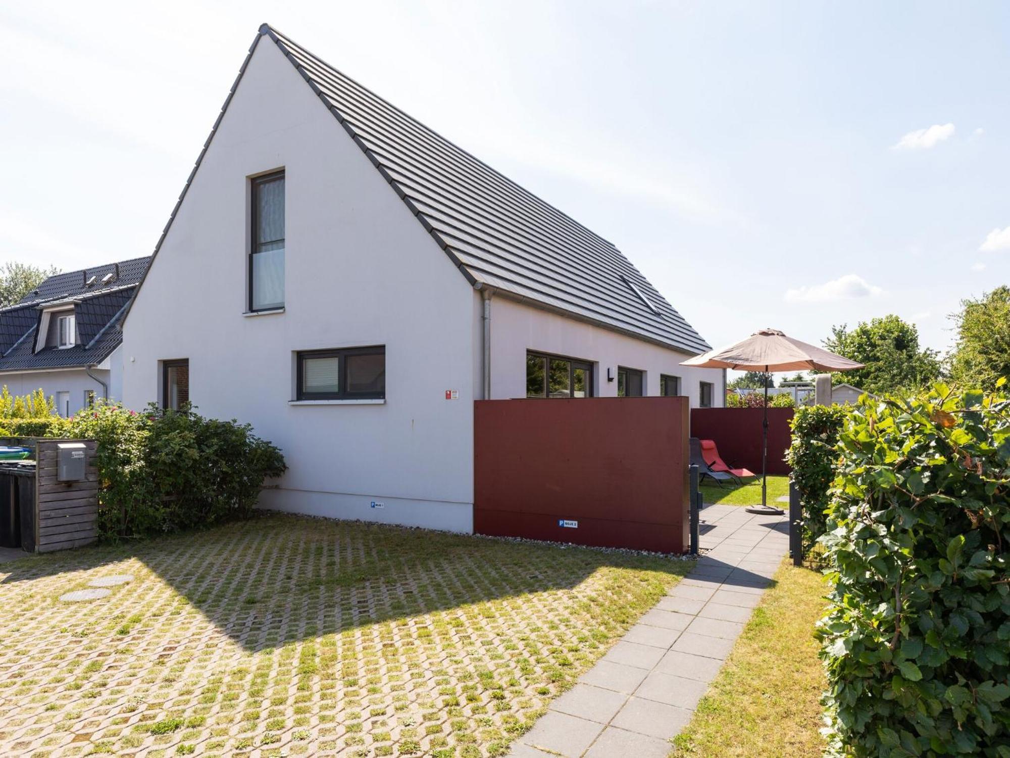 Pleasant Holiday Home In Zierow Near Sea Zewnętrze zdjęcie