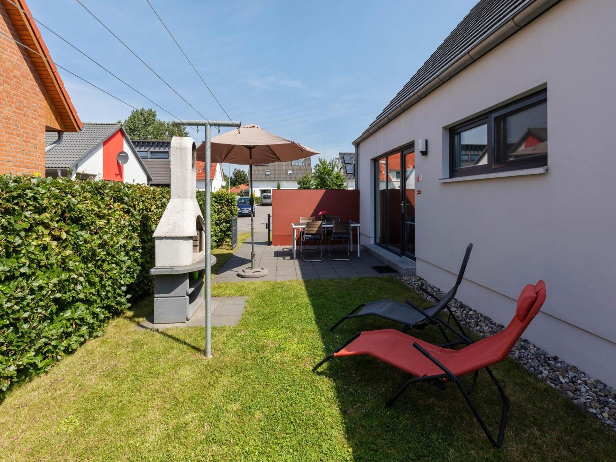 Pleasant Holiday Home In Zierow Near Sea Zewnętrze zdjęcie