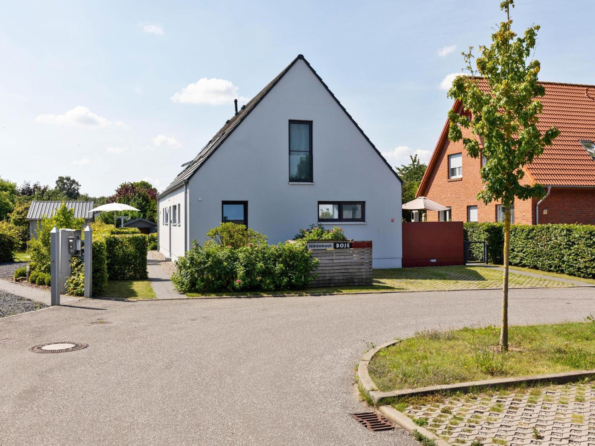 Pleasant Holiday Home In Zierow Near Sea Zewnętrze zdjęcie