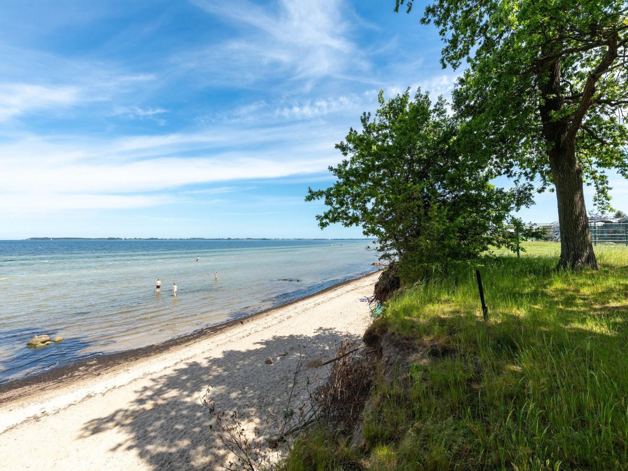 Pleasant Holiday Home In Zierow Near Sea Zewnętrze zdjęcie